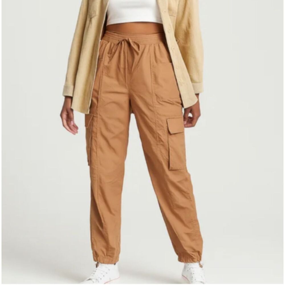 NWT Aerie Beige Cargo Jogger Pants Size Small